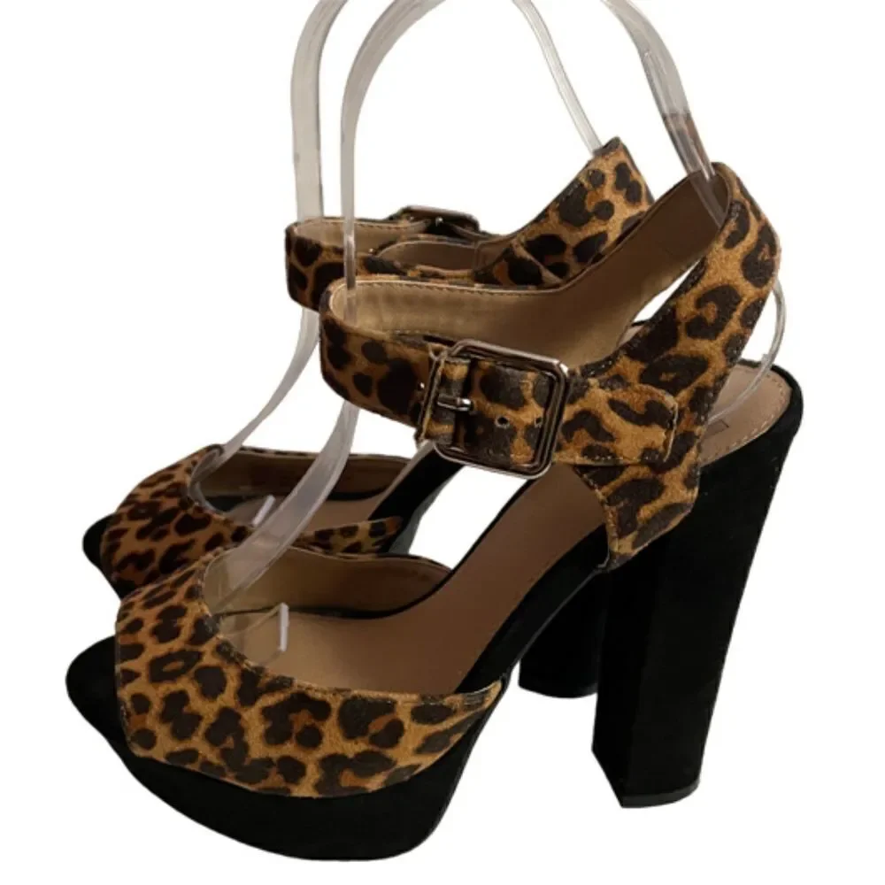 SM Leopard Platform Shoes Size 6